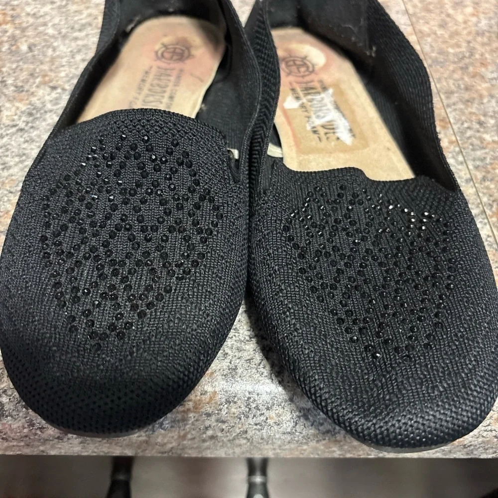 JARRODS Women's Black Beaded Flats